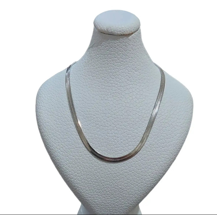گردنبند طرح ماری